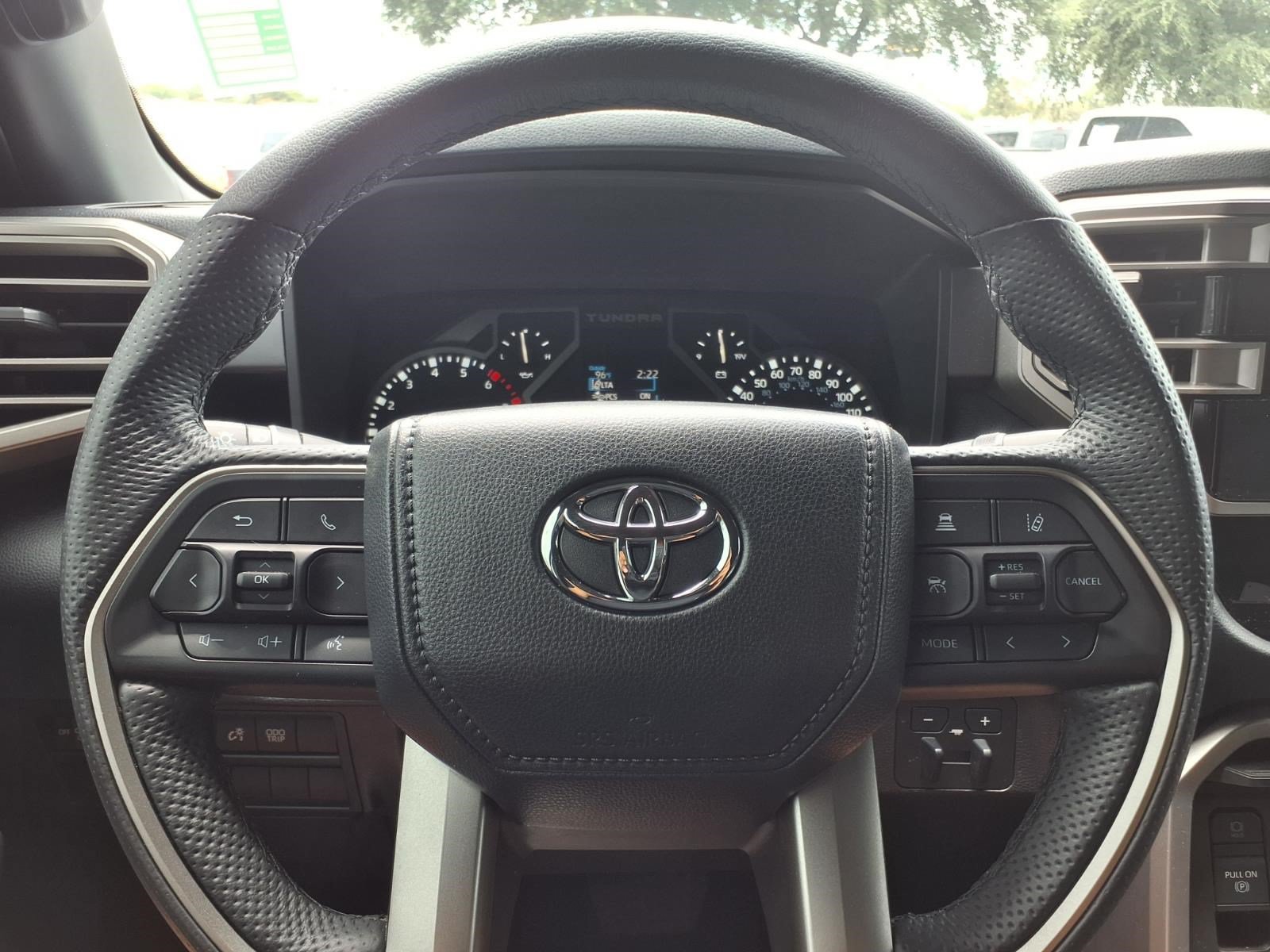 Used 2025 Toyota Tundra SR5 w/ SR5 Premium Package AWD/4WD image 25
