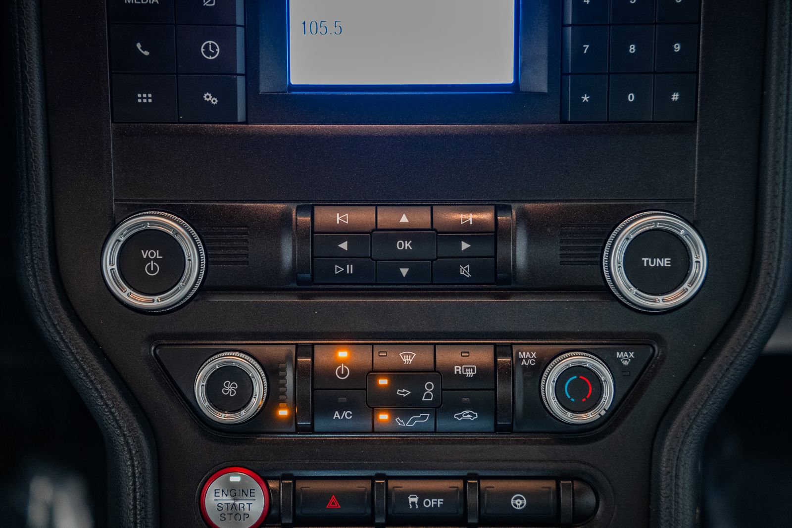 Certified 2019 Ford Mustang Coupe image 28