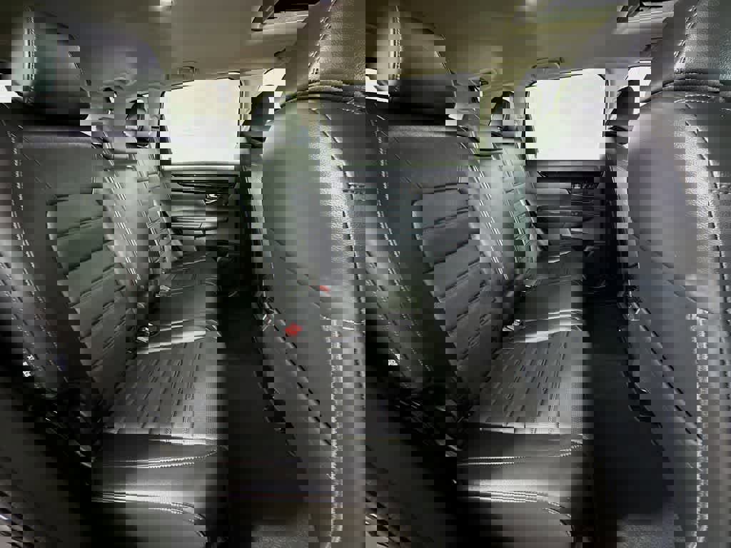 Used 2025 Honda CR-V EX-L image 32