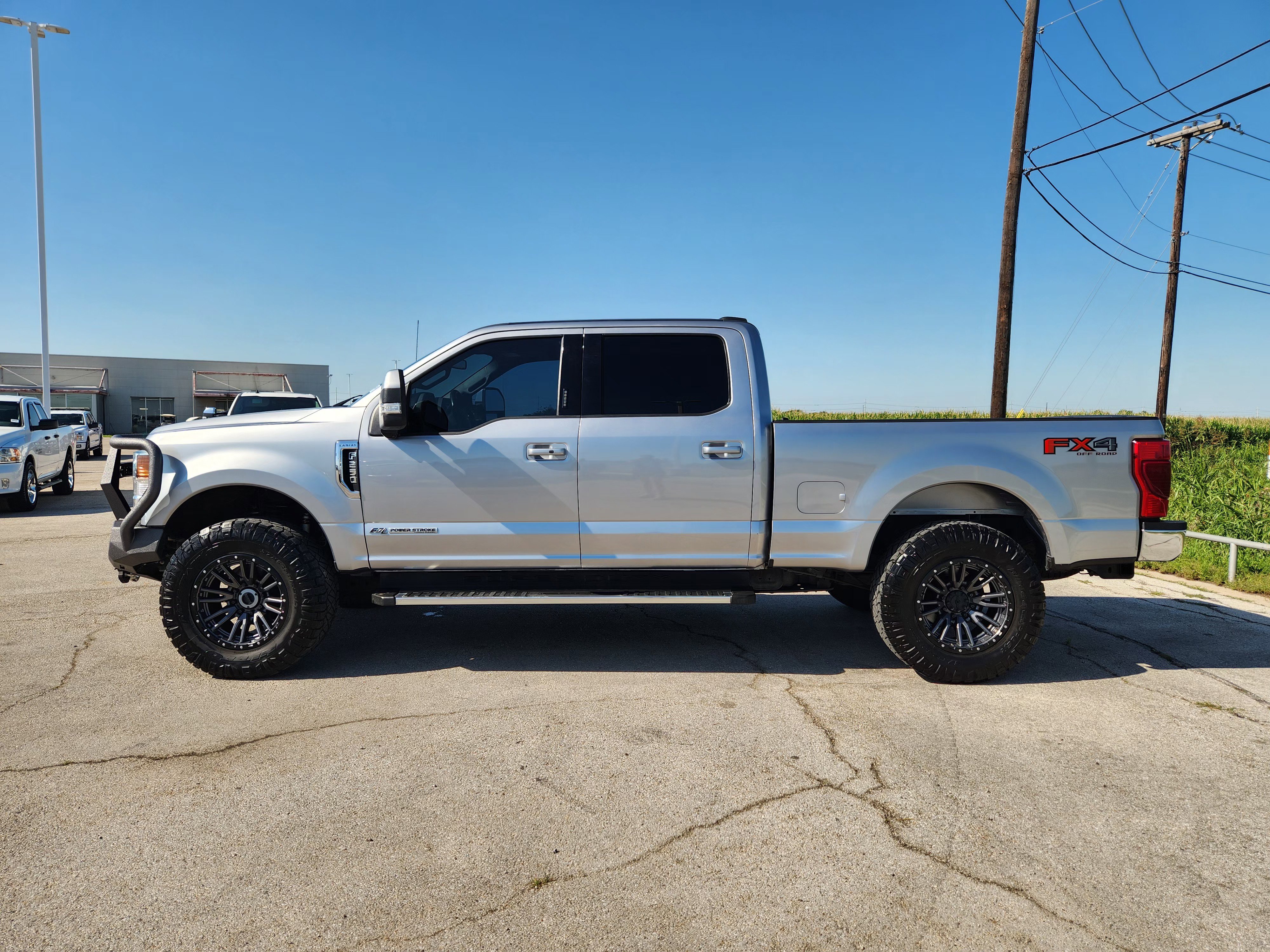 Certified 2022 Ford F250 Lariat w/ Lariat Ultimate Package AWD/4WD image 4
