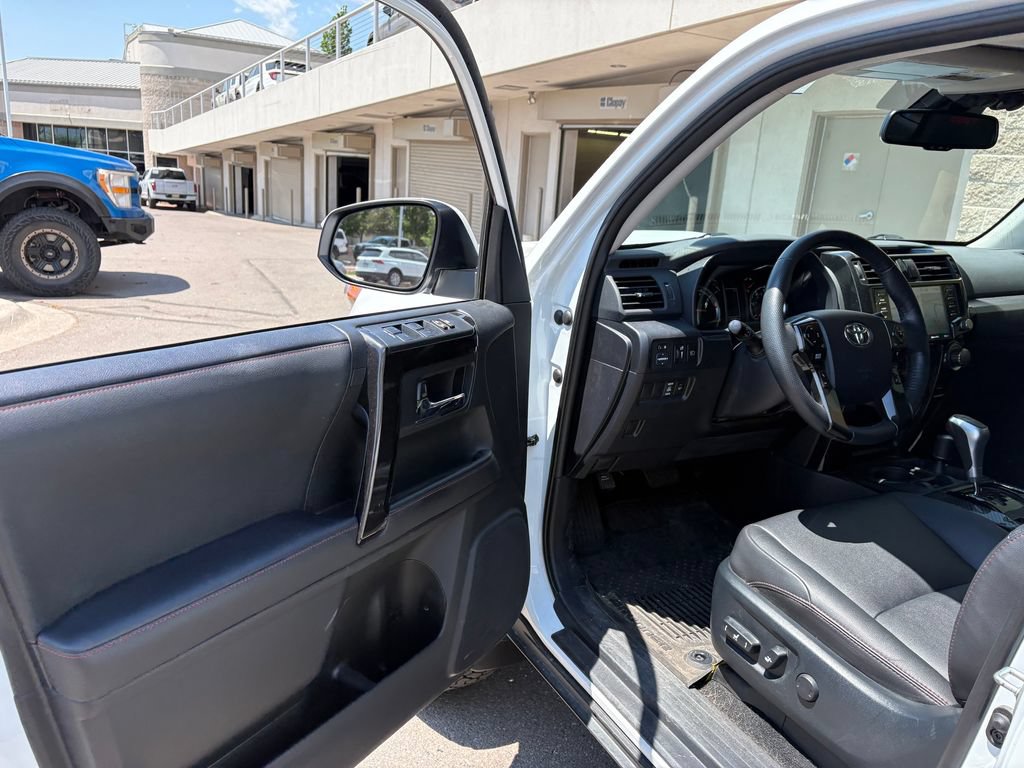 Used 2024 Toyota 4Runner TRD Off-Road Premium w/ Moonroof Package AWD/4WD image 15