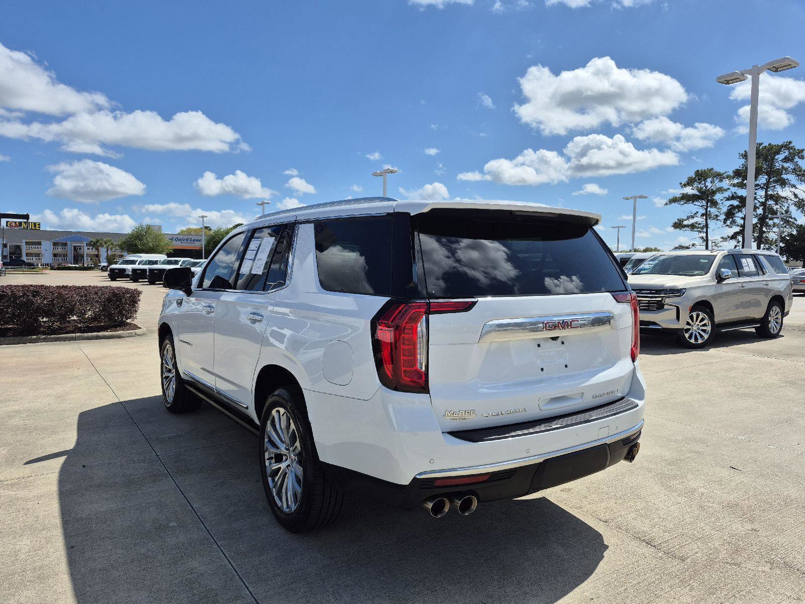 Used 2023 GMC Yukon Denali w/ LPO, Floor Liner Package image 3