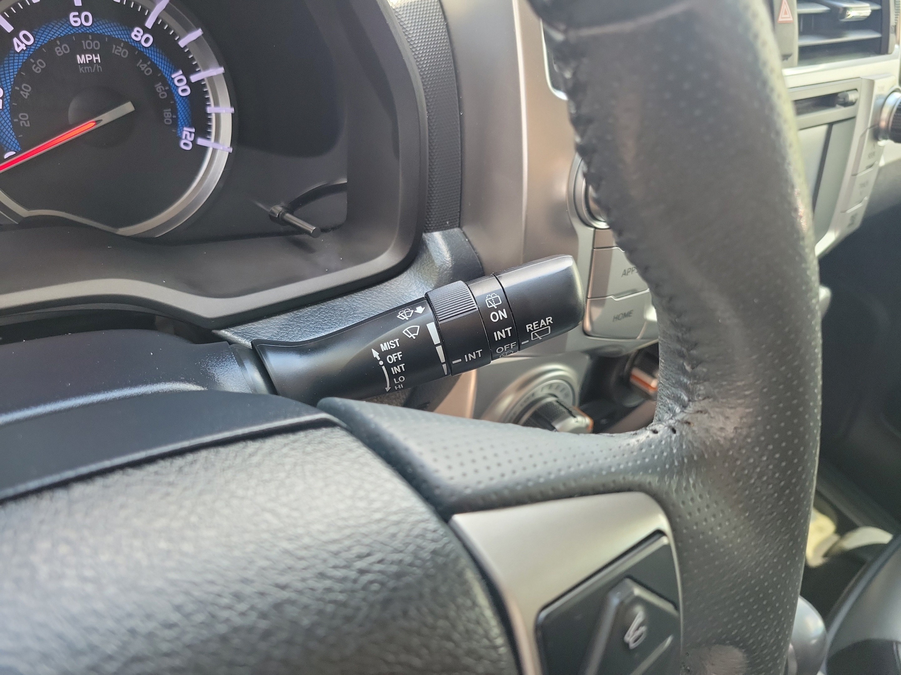 Used 2017 Toyota 4Runner SR5 Premium RWD image 23