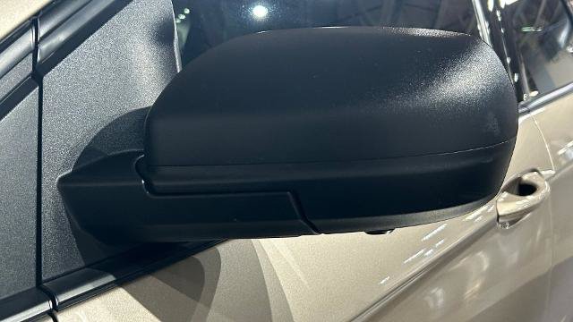 Certified 2021 Ford Edge SE w/ Cargo Accessory Package AWD/4WD image 16