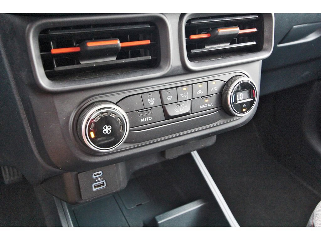 Certified 2022 Ford Maverick XLT FWD image 25