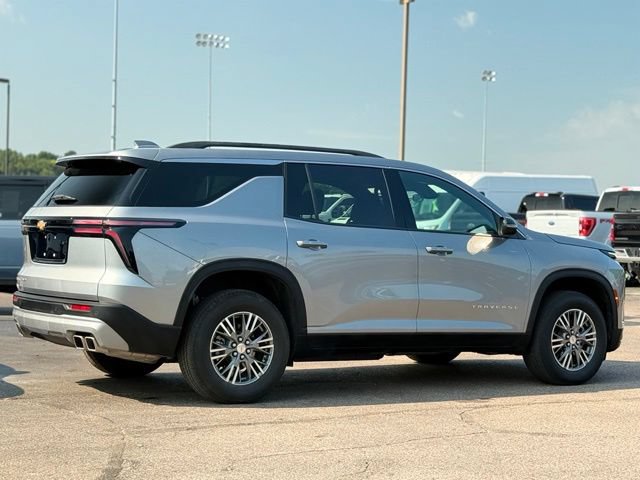 Used 2025 Chevrolet Traverse LT AWD/4WD image 37