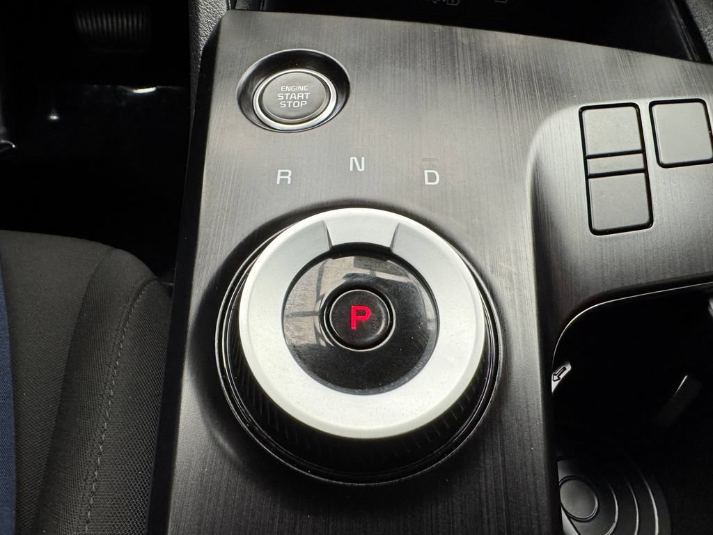 Used 2026 Kia Sportage LX FWD image 19