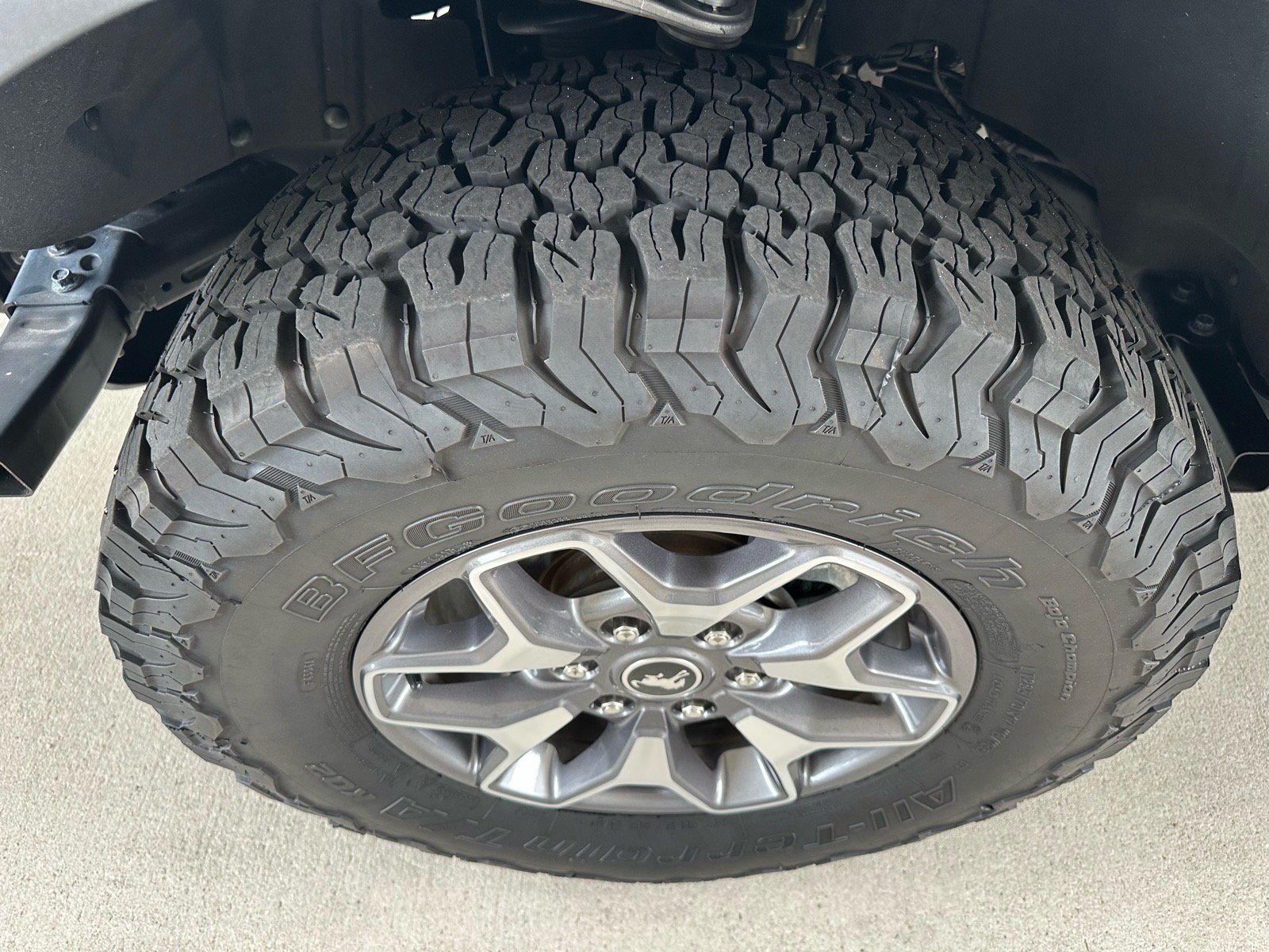 Certified 2024 Ford Bronco Badlands AWD/4WD image 8