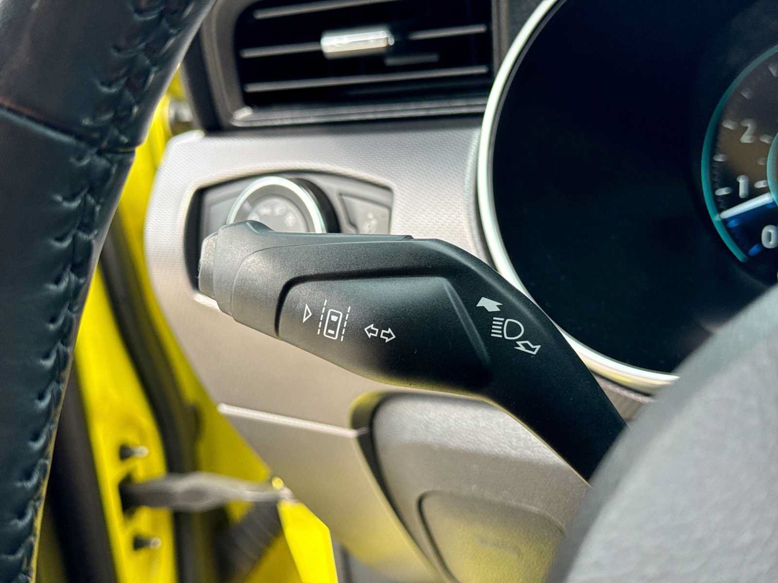 Certified 2021 Ford Mustang GT Premium RWD image 25