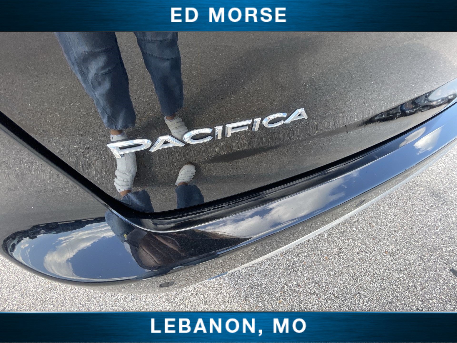 Used 2025 Chrysler Pacifica Select FWD image 29