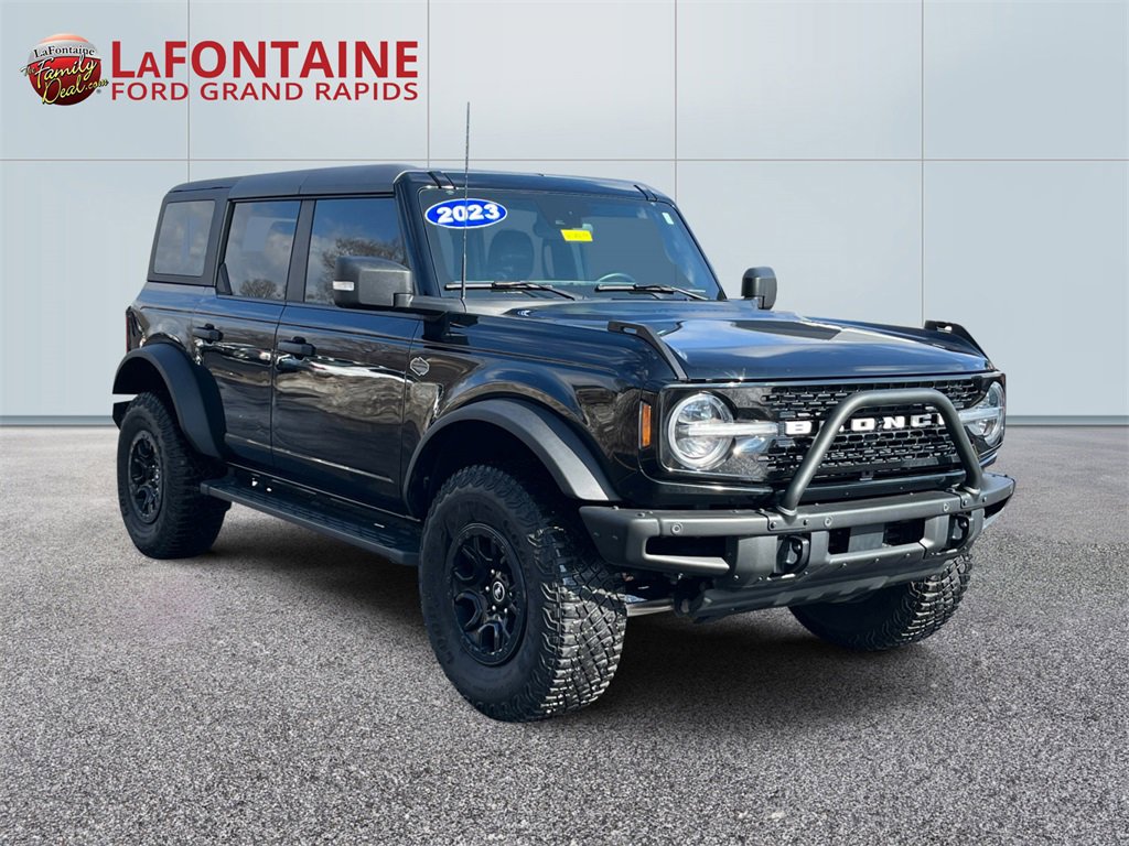 Certified 2023 Ford Bronco Wildtrak image 3