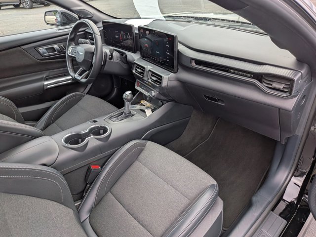 Certified 2024 Ford Mustang GT RWD image 32