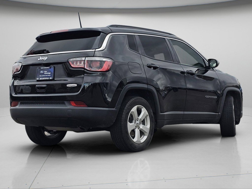 Used 2018 Jeep Compass Latitude image 21