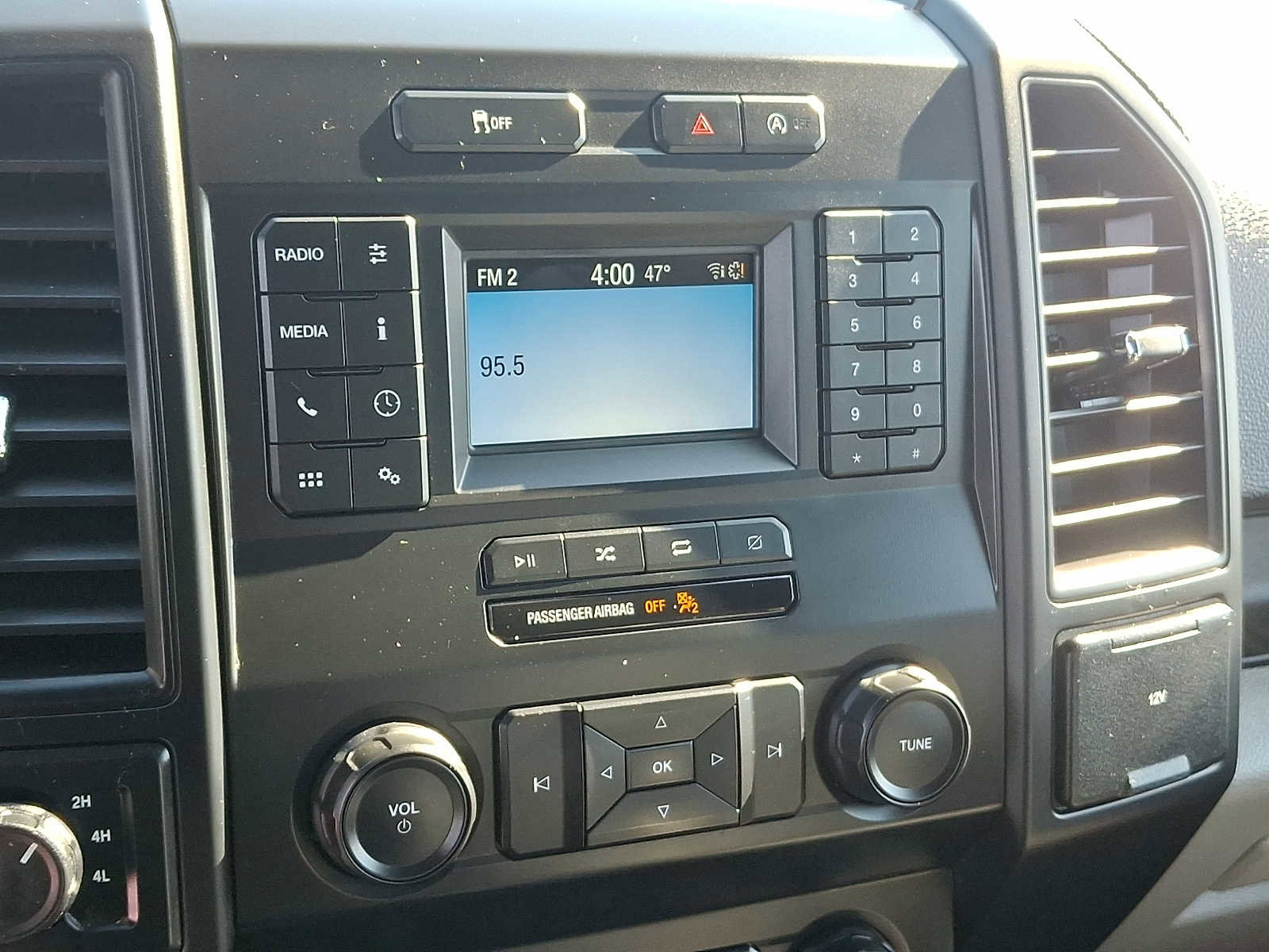 Certified 2020 Ford F150 XL w/ Equipment Group 101A Mid image 17