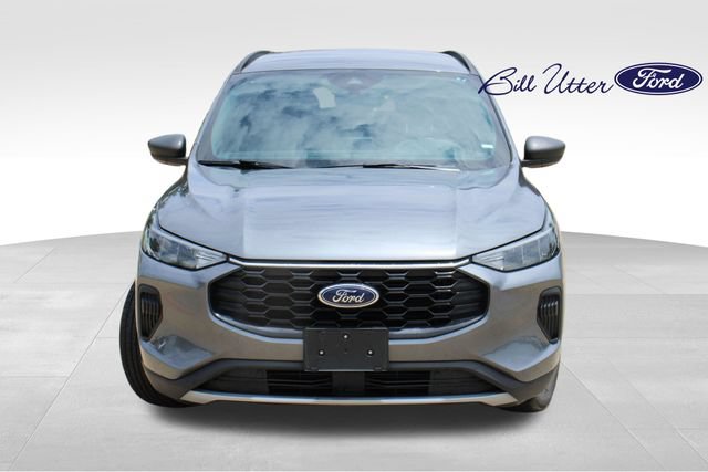 Certified 2025 Ford Escape ST-Line FWD image 2