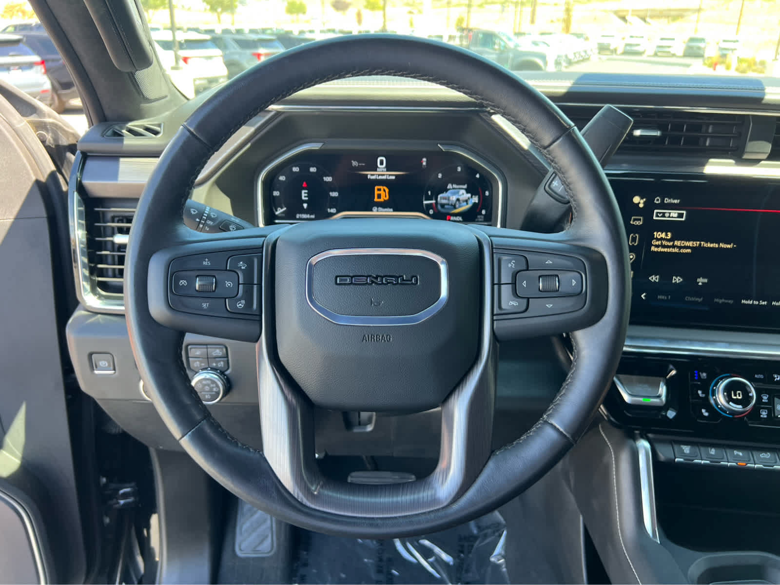 Used 2025 GMC Sierra 3500 Denali Ultimate AWD/4WD image 35