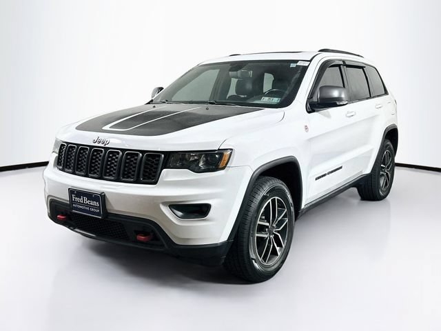 Used 2020 Jeep Grand Cherokee Trailhawk w/ Trailhawk Luxury Group AWD/4WD image 3