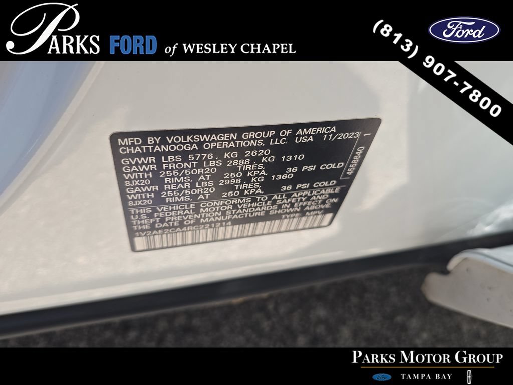 Used 2024 Volkswagen Atlas Cross Sport SEL R-Line AWD/4WD image 34