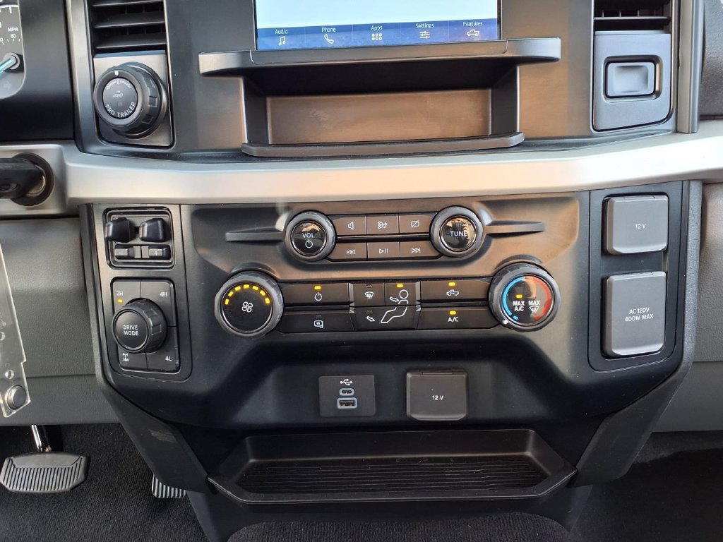 Certified 2023 Ford F350 XLT w/ 360-Degree Camera Package AWD/4WD image 13