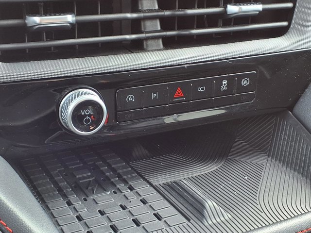 Certified 2025 Ford Explorer ST image 14