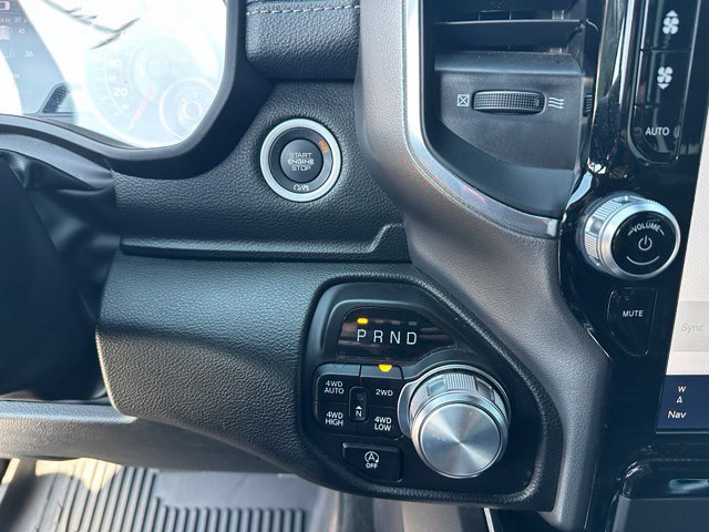Used 2023 RAM 1500 Laramie AWD/4WD image 18