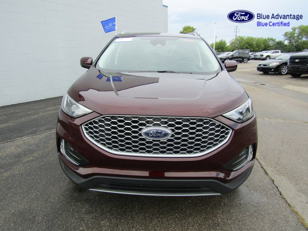 Certified 2024 Ford Edge SEL w/ Convenience Package AWD/4WD image 5