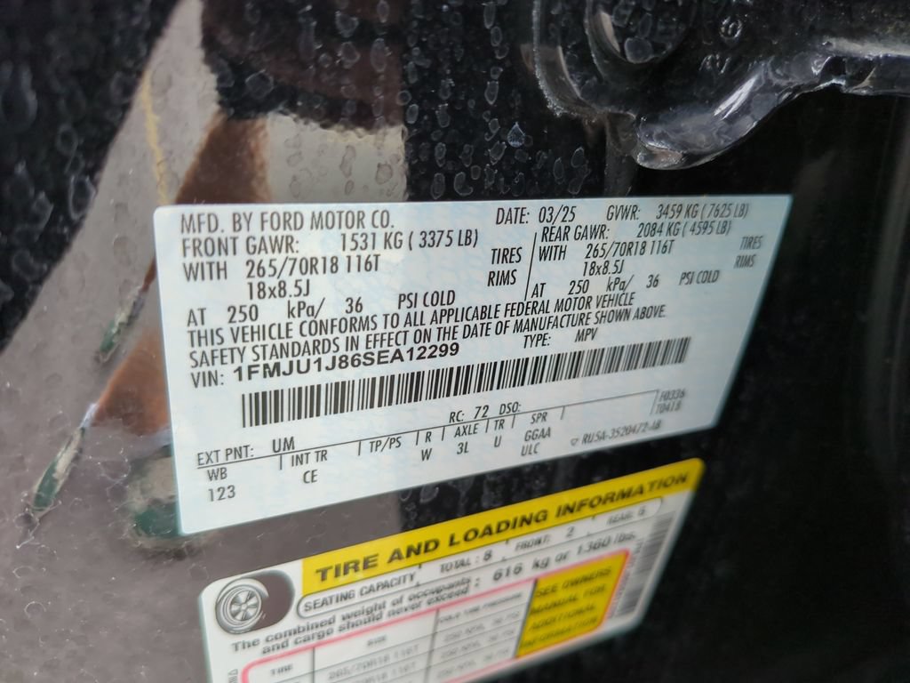 Certified 2025 Ford Expedition Active AWD/4WD image 40