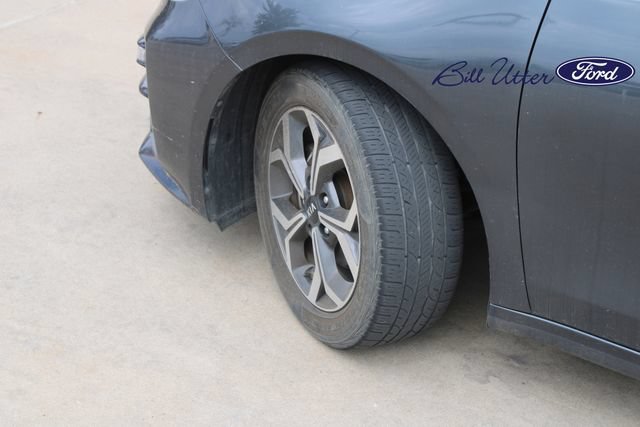 Used 2020 Kia Forte LXS FWD image 8