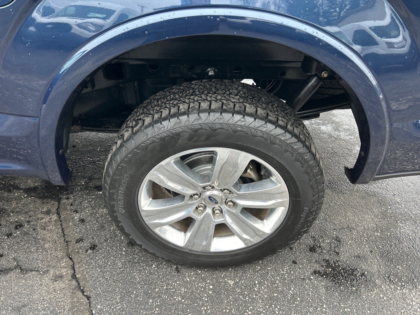 Certified 2019 Ford F150 Platinum w/ Equipment Group 701A Luxury image 33