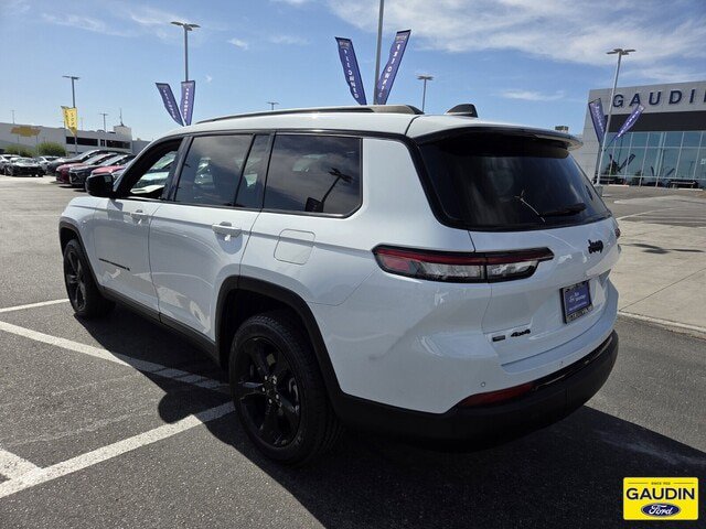 Used 2021 Jeep Grand Cherokee L Laredo AWD/4WD image 5