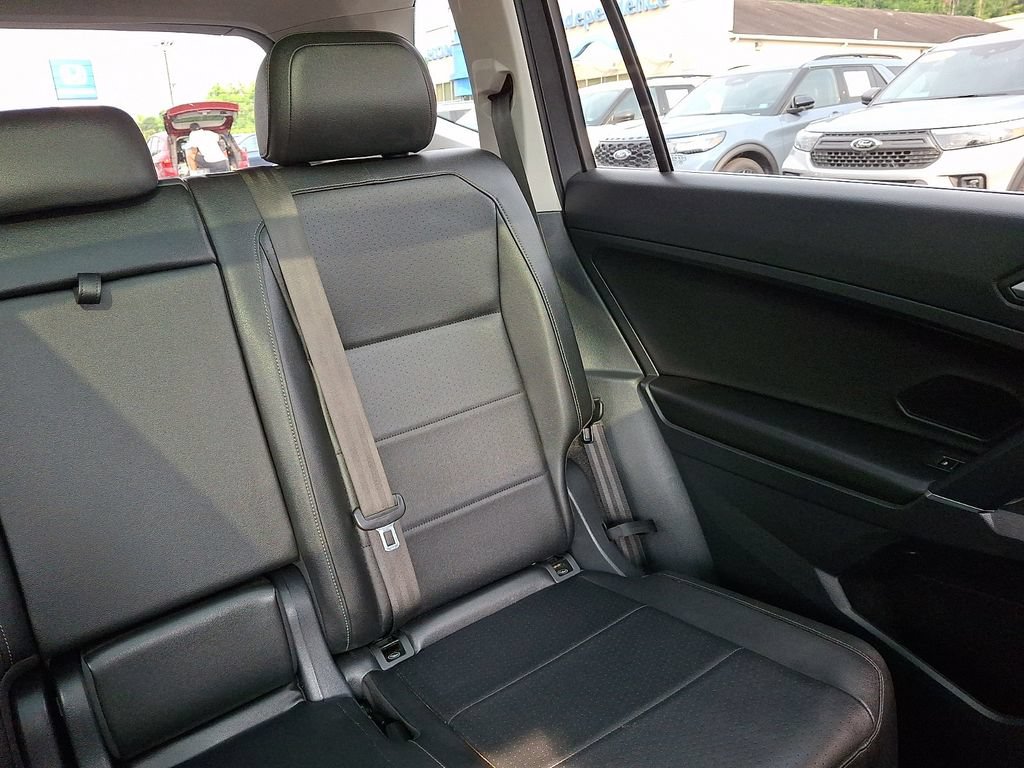 Used 2020 Volkswagen Tiguan SEL AWD/4WD image 20