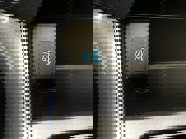 Certified 2022 Ford F150 XLT w/ Equipment Group 302A High image 29