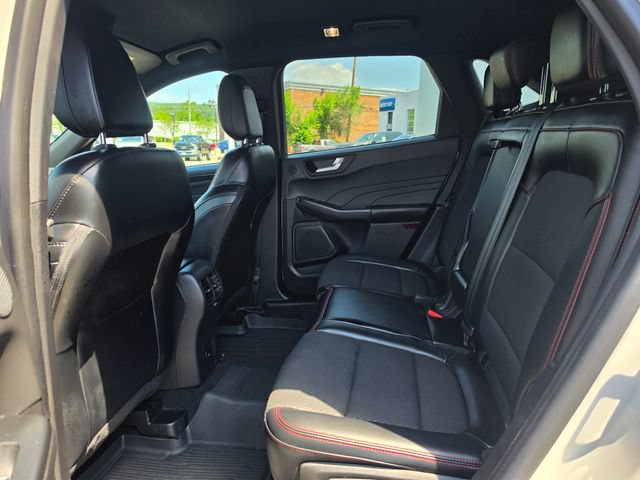 Certified 2023 Ford Escape ST-Line Select w/ Tech Pack #2 AWD/4WD image 16