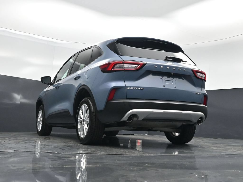 Certified 2025 Ford Escape Active AWD/4WD image 49
