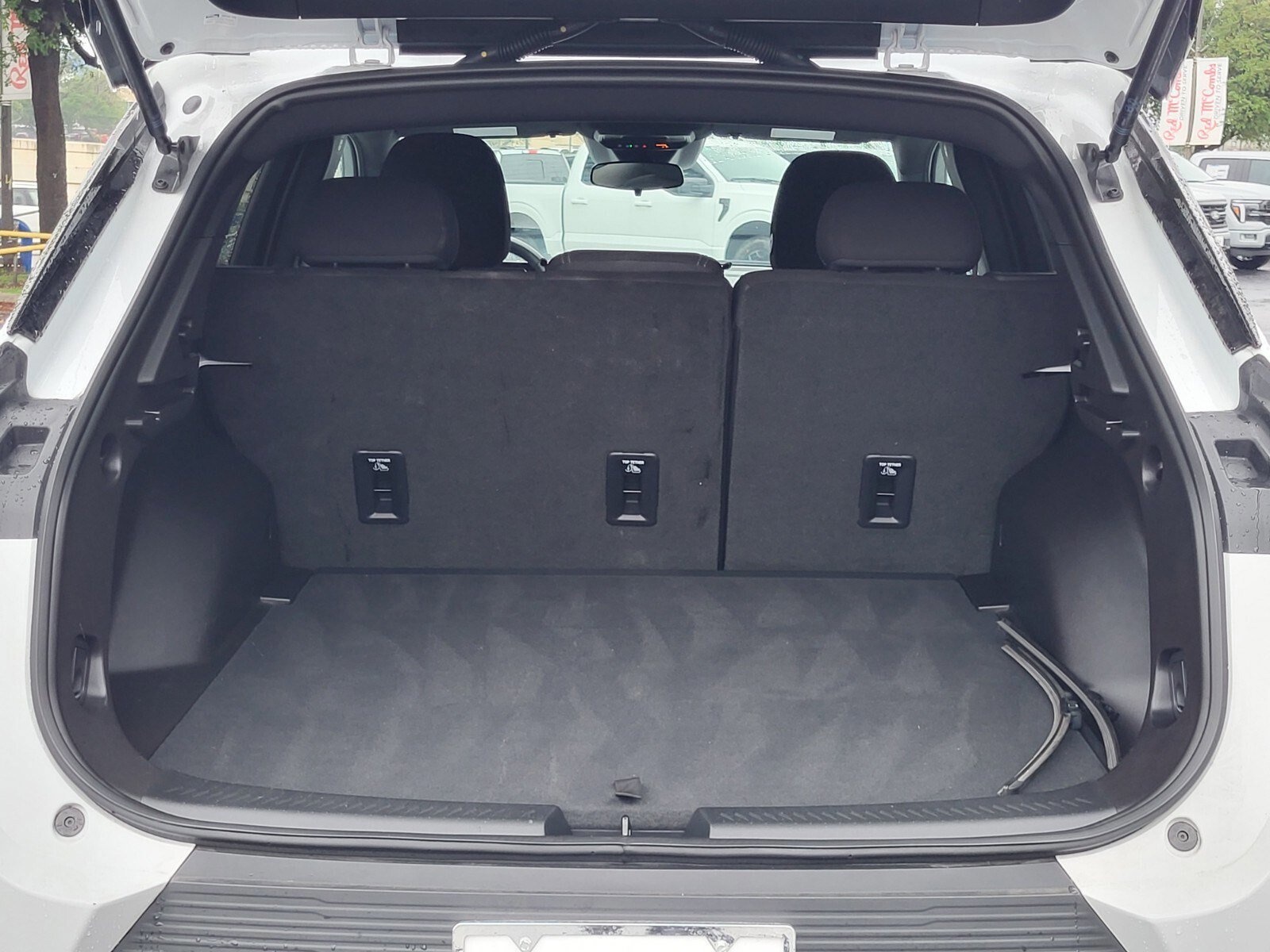 Used 2025 Chevrolet Equinox EV LT image 29