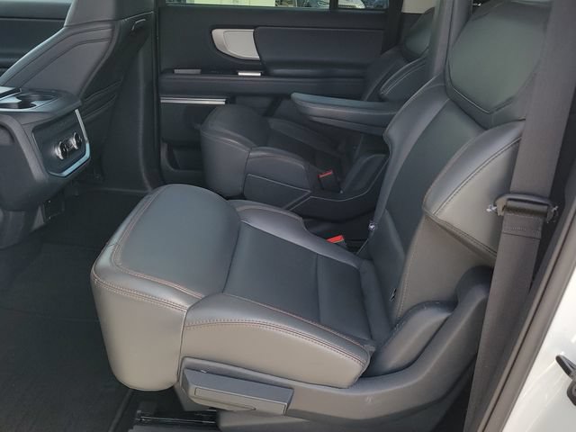 Certified 2025 Ford Expedition Max Active AWD/4WD image 8