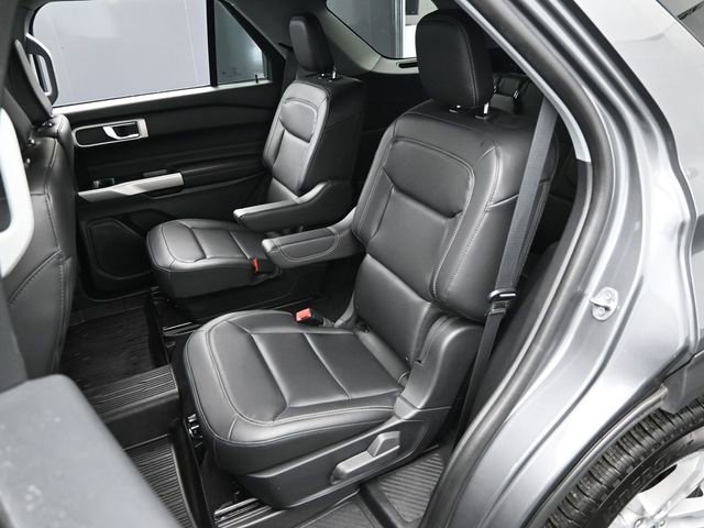 Certified 2022 Ford Explorer XLT w/ Equipment Group 202A image 25