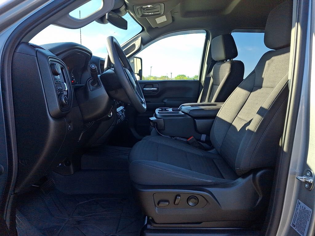 Used 2024 Chevrolet Silverado 2500 Custom w/ Custom Value Package AWD/4WD image 13