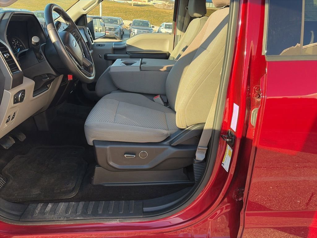 Certified 2017 Ford F150 XLT w/ Equipment Group 301A Mid image 9