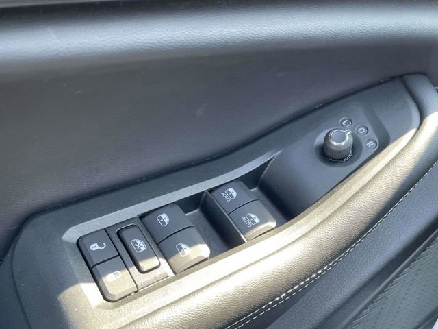 Used 2024 Jeep Grand Cherokee Laredo image 24