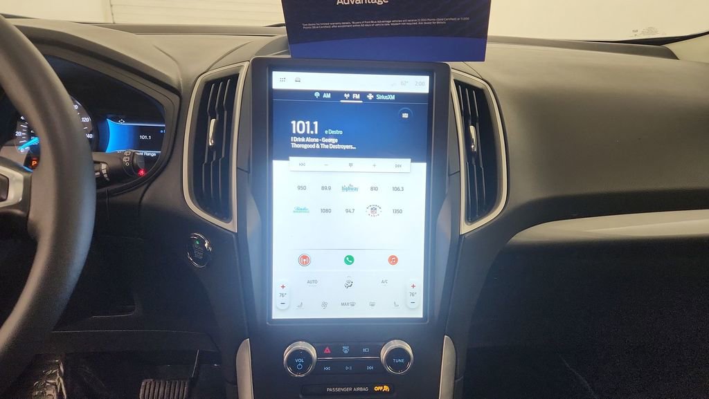 Certified 2023 Ford Edge SEL w/ Convenience Package image 12