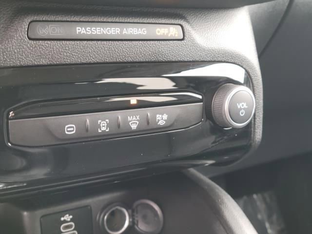 Certified 2024 Ford Escape SE image 33