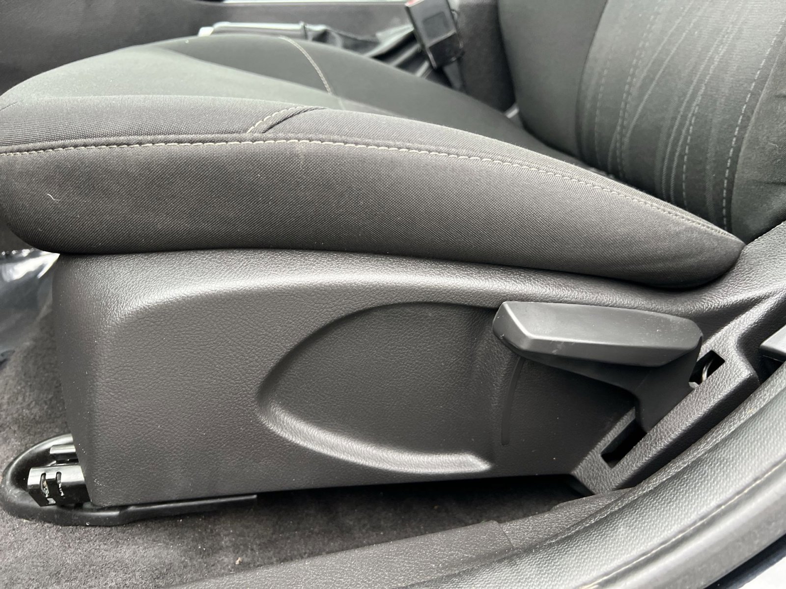 Certified 2018 Ford Focus SE image 14