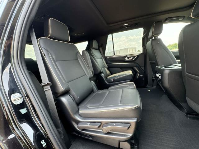 Used 2023 GMC Yukon SLT AWD/4WD image 20