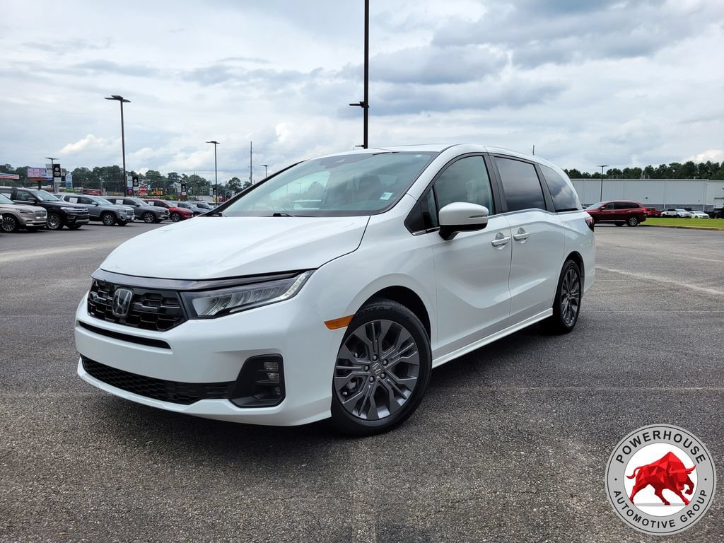 Used 2025 Honda Odyssey Touring image 2