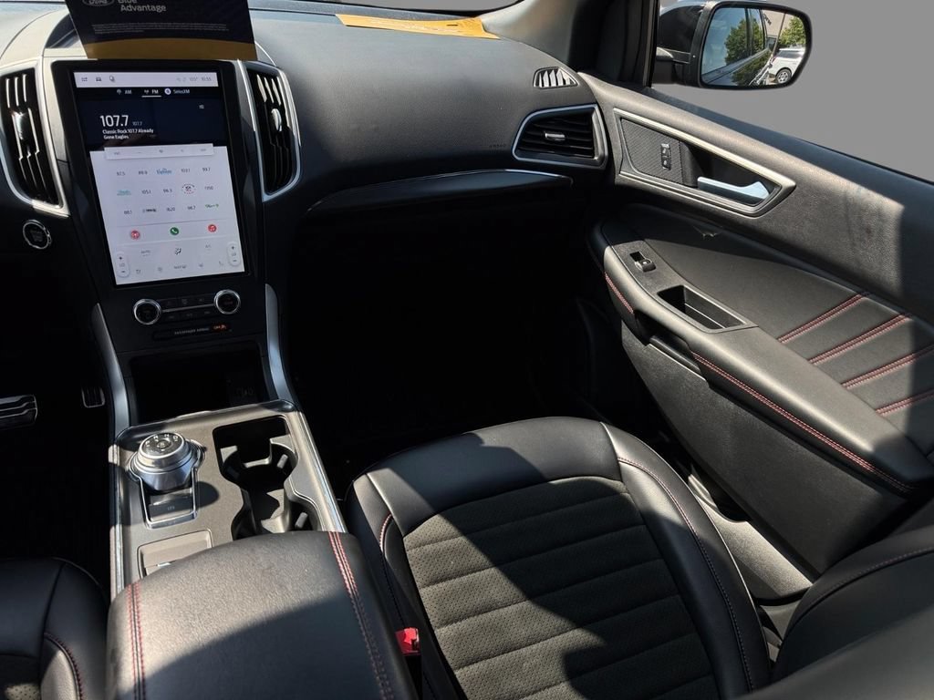 Certified 2024 Ford Edge ST-Line AWD/4WD image 12
