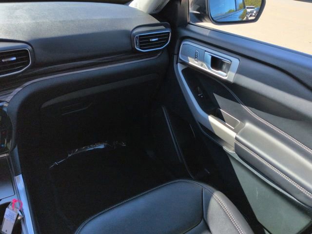 Certified 2024 Ford Explorer Limited image 17