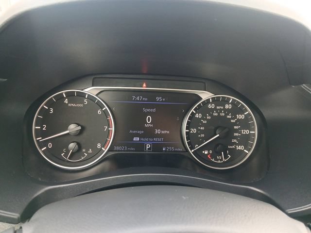 Used 2025 Nissan Altima 2.5 SV FWD image 24