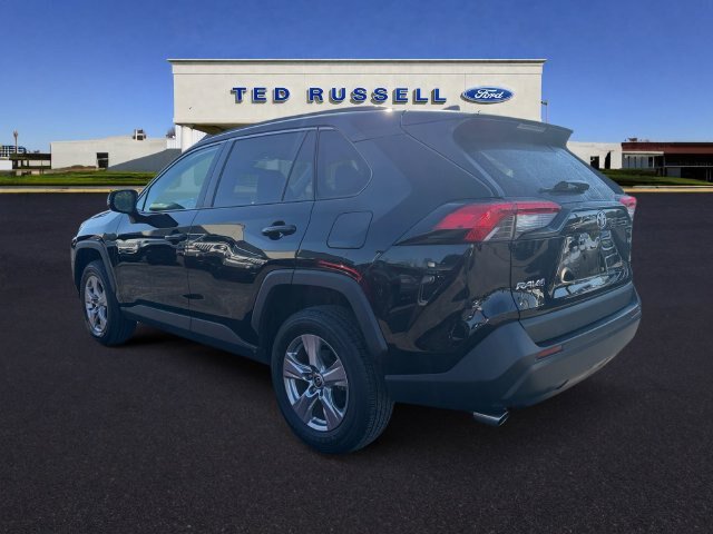 Used 2025 Toyota RAV4 XLE FWD image 26