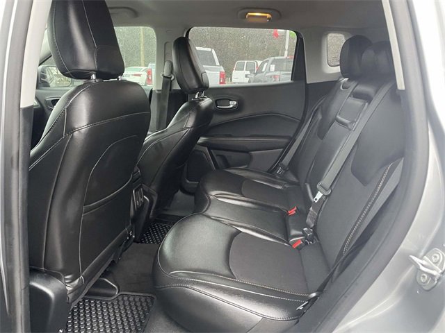 Used 2019 Jeep Compass Latitude w/ Cold Weather Group image 10